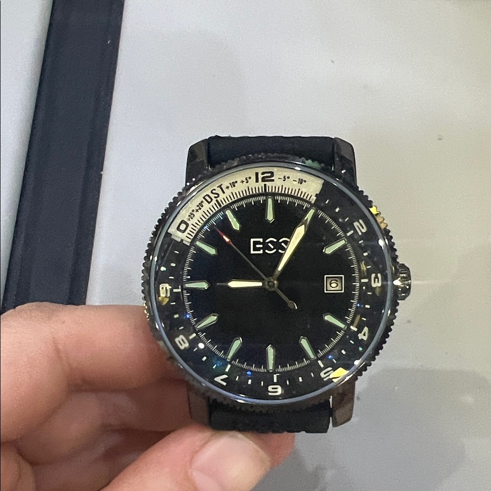 ESS Automatic Black Dial Men's Wristwatch